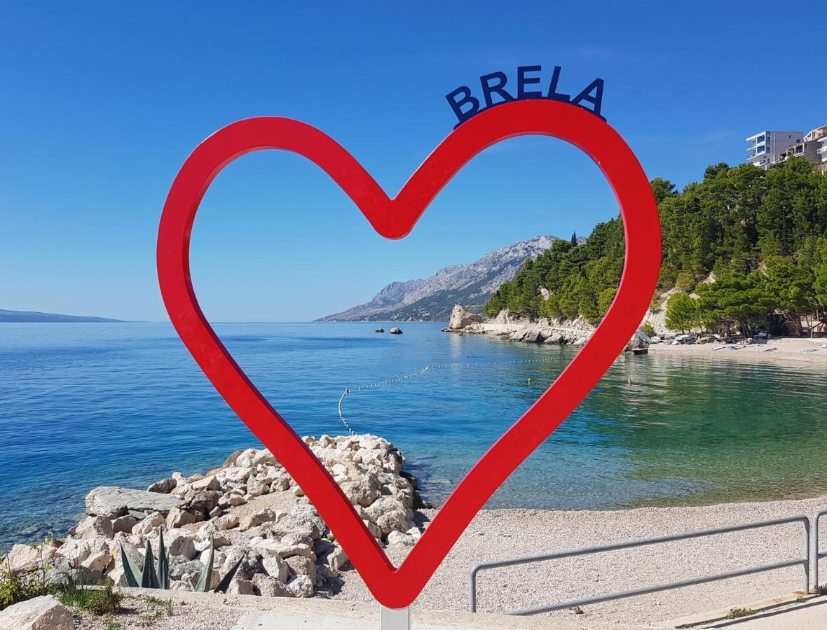 Villa Brela Bagian luar foto