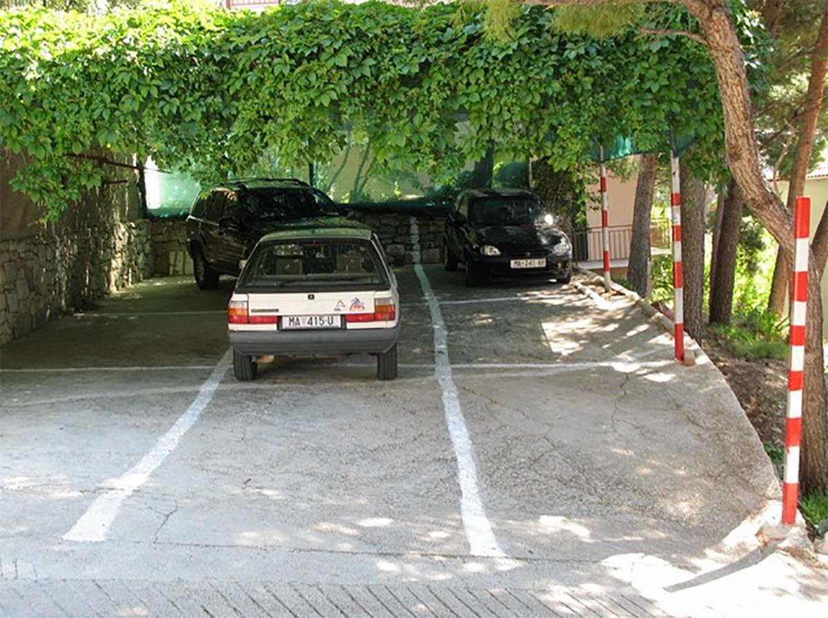 Villa Brela Bagian luar foto