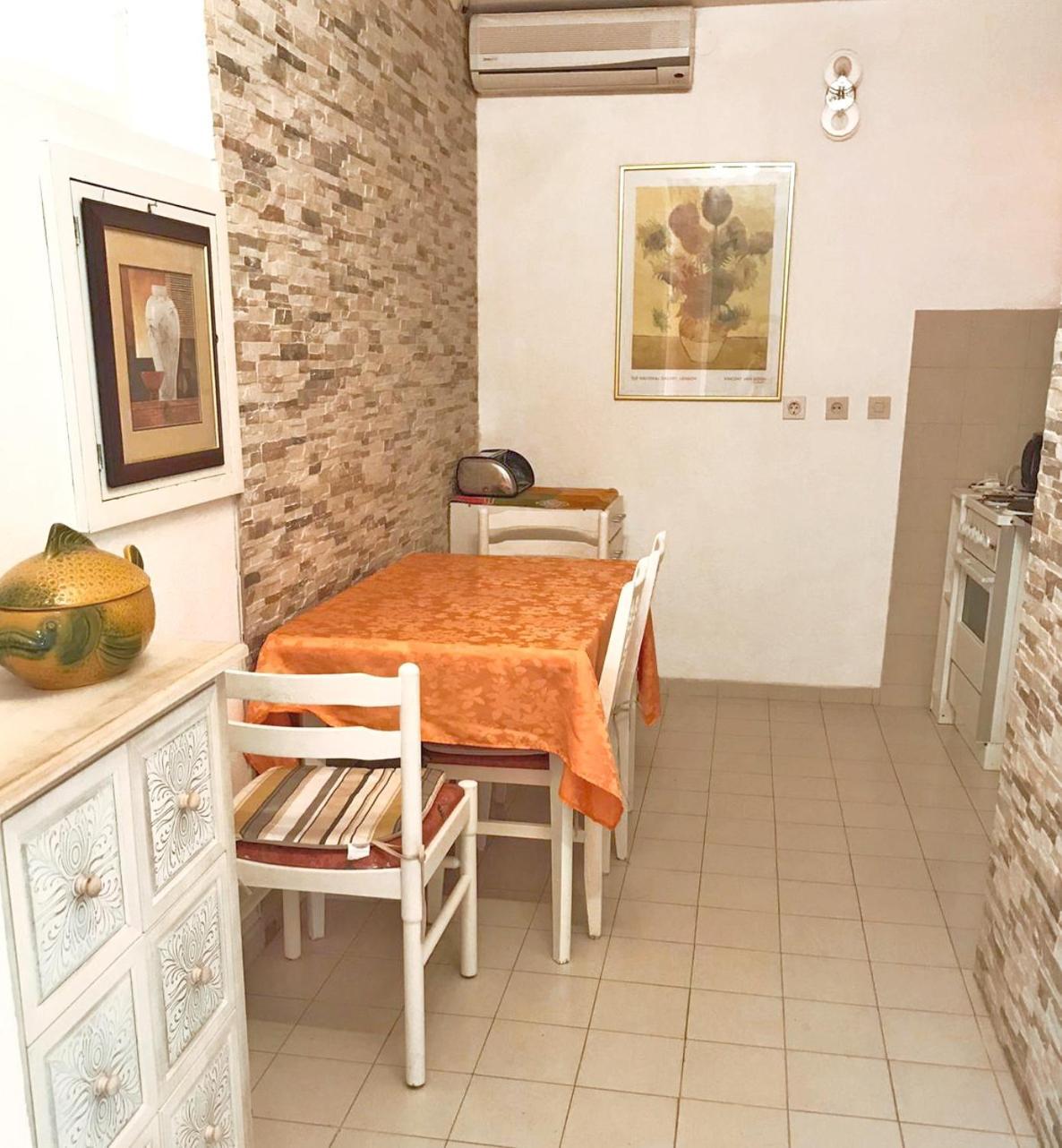 Villa Brela Bagian luar foto